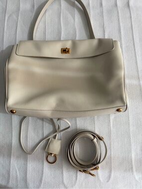 Handbag woman